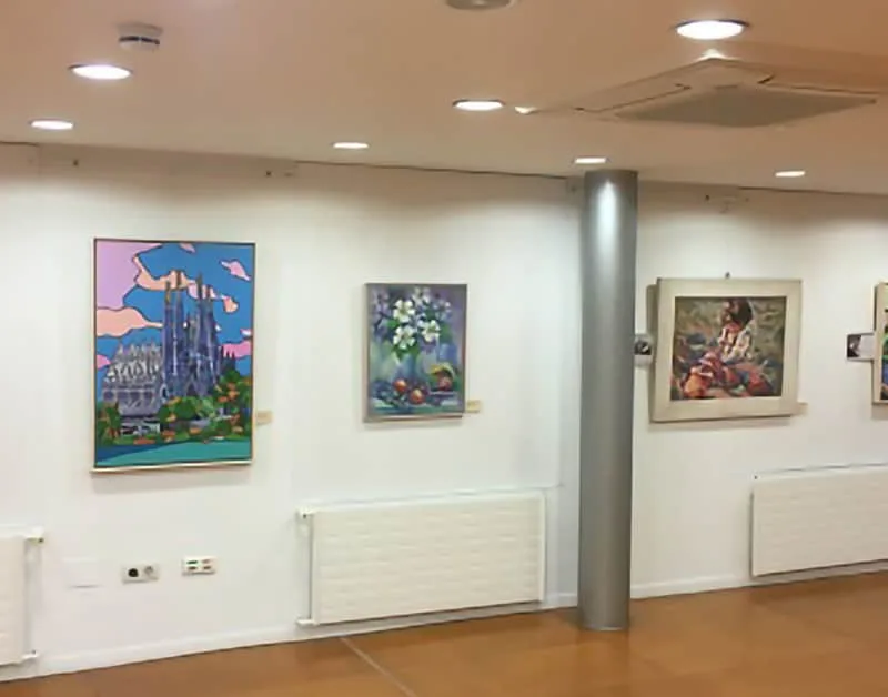 Asociación de Pintores con la Boca y con el Pie