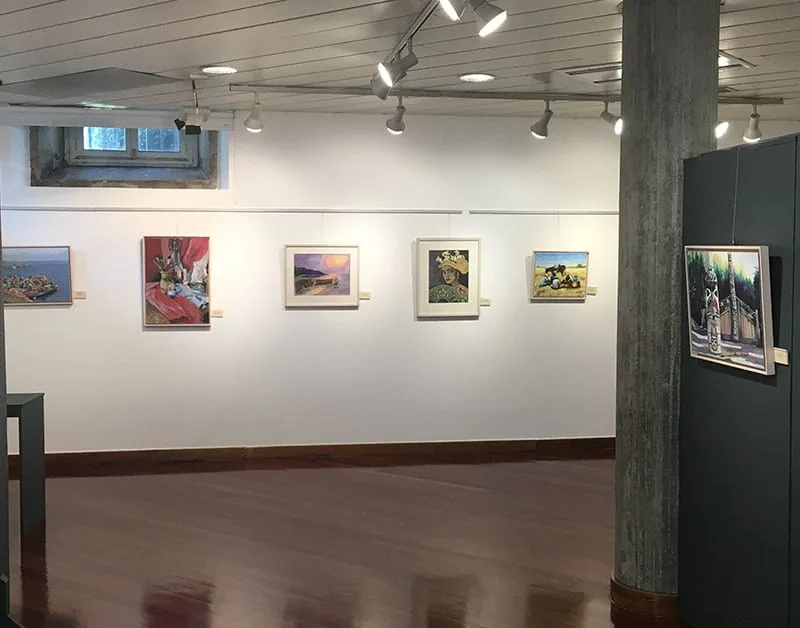 Asociación de Pintores con la Boca y con el Pie