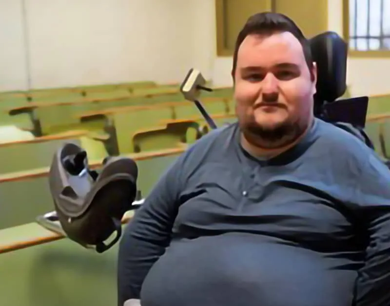 Asociación de Pintores con la Boca y con el Pie